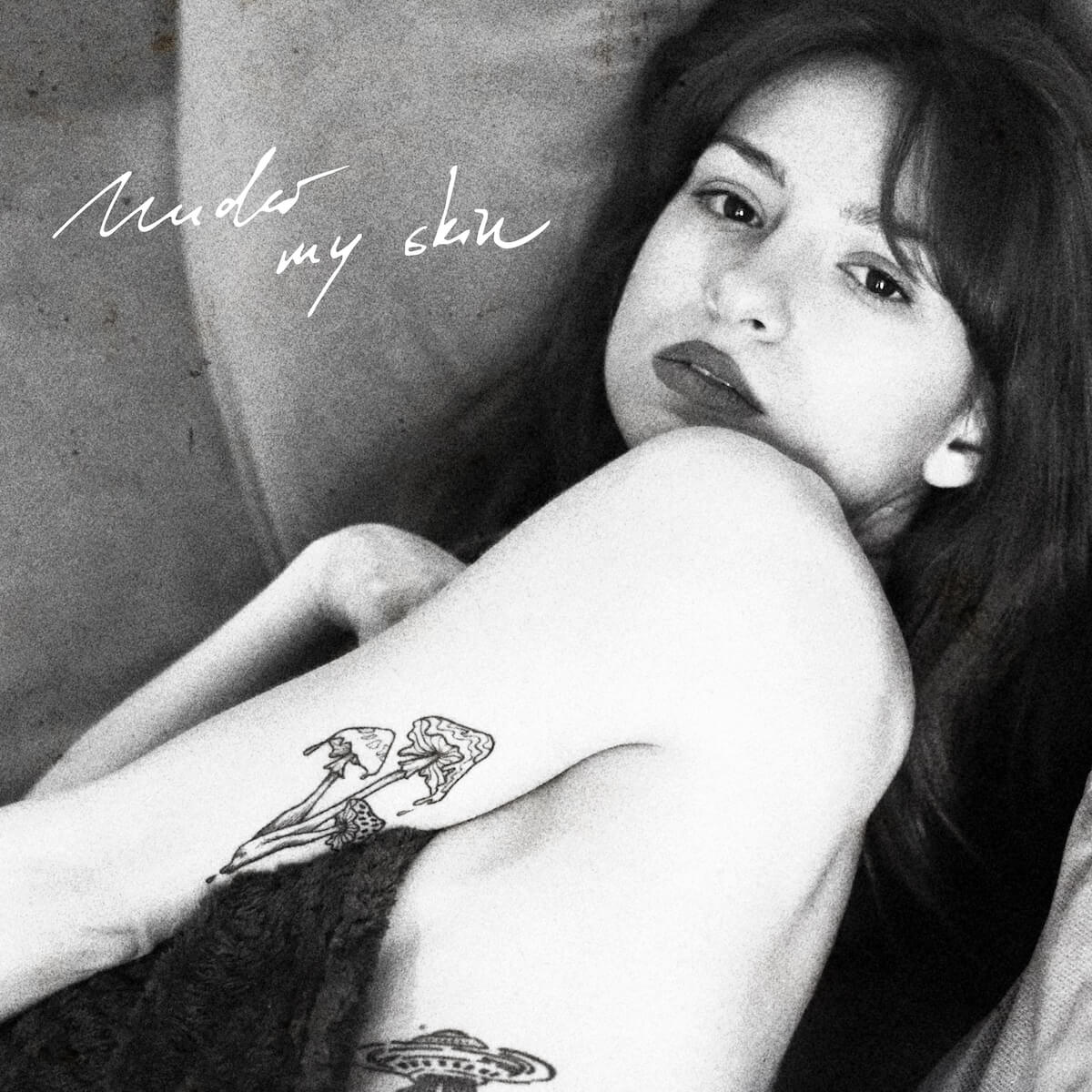 yanaさん専用 5-Y-A-N-A-Gena-Under-My-Skin.jpg